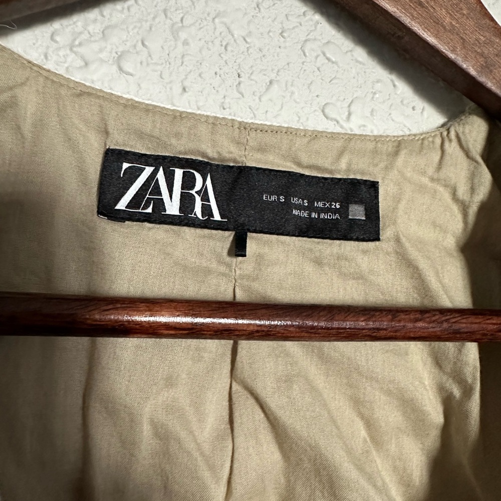 Zara Beige vest - Picture 3 of 4